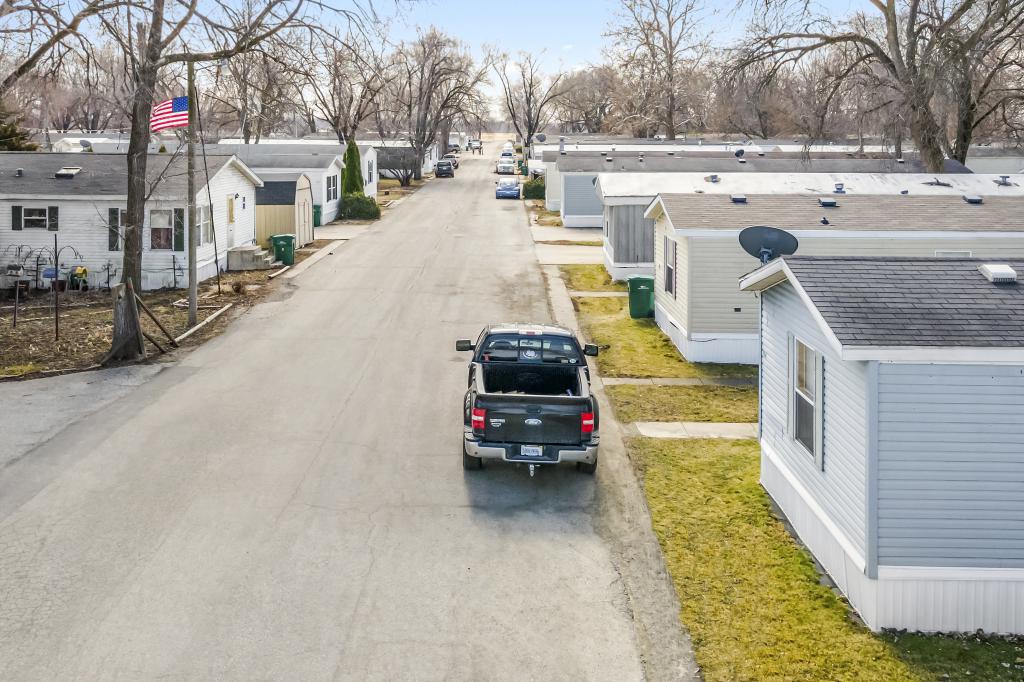 Mobile Home Park in Galesburg, IL Country Elms