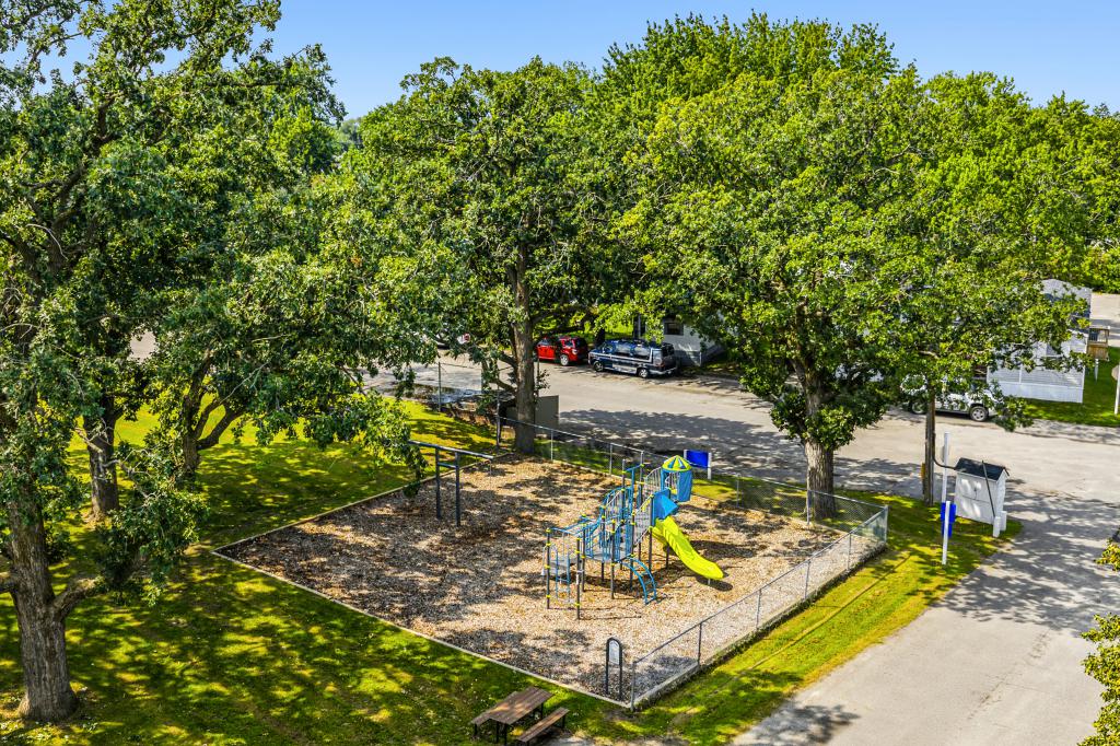 A photo of the Cloverleaf Home