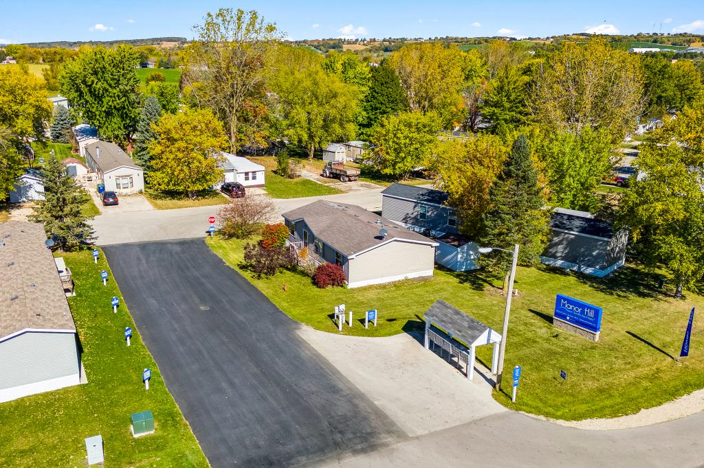 A photo of the Manor Hill Home