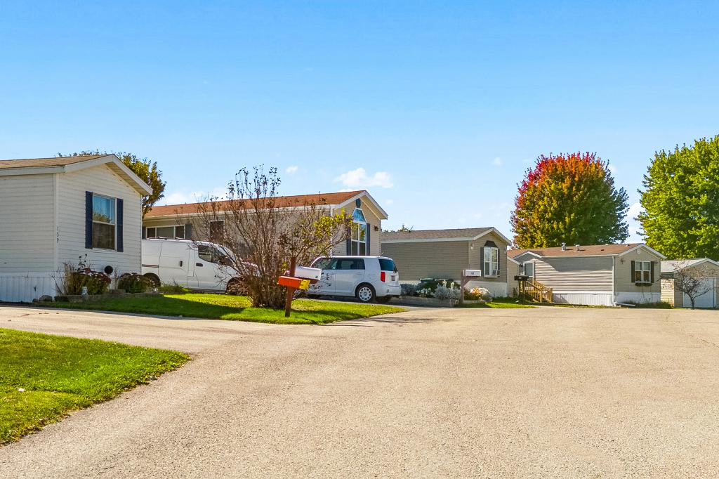 A photo of the Manor Hill Home