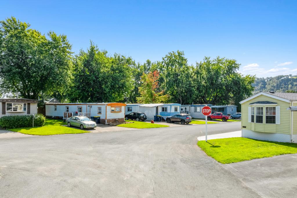 A photo of the Maplewood Home