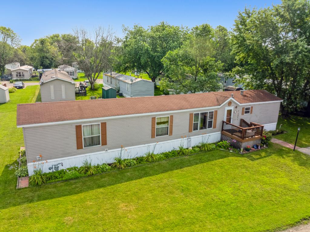 A photo of the Oak Manor Home