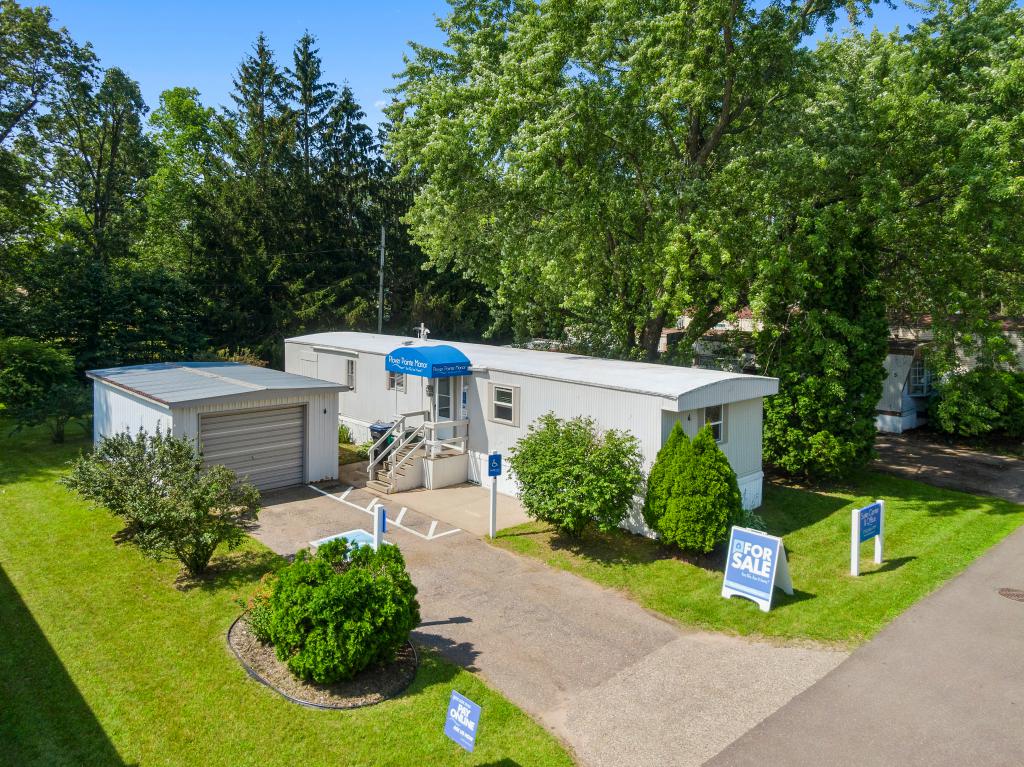 A photo of the Plover Pointe Manor Home