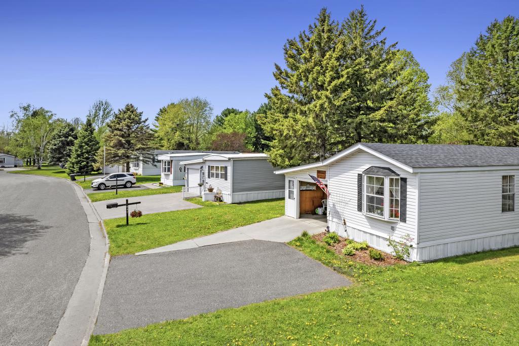 A photo of the River View Manor Home