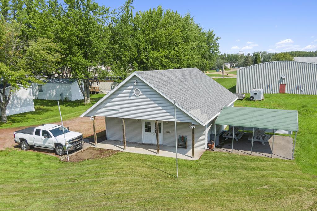 A photo of the Willow Grove Home