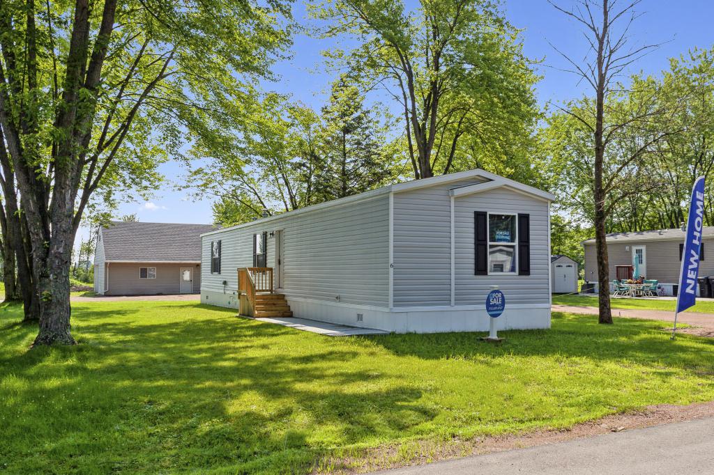 A photo of the Willow Grove Home