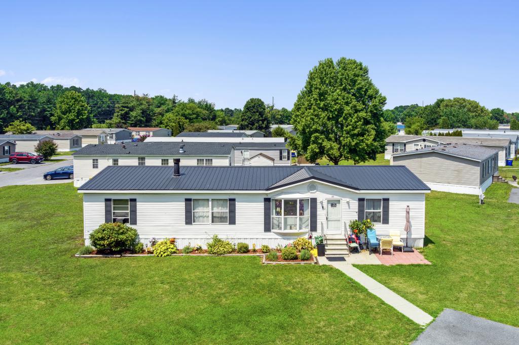 A photo of the Pinewood Acres Home