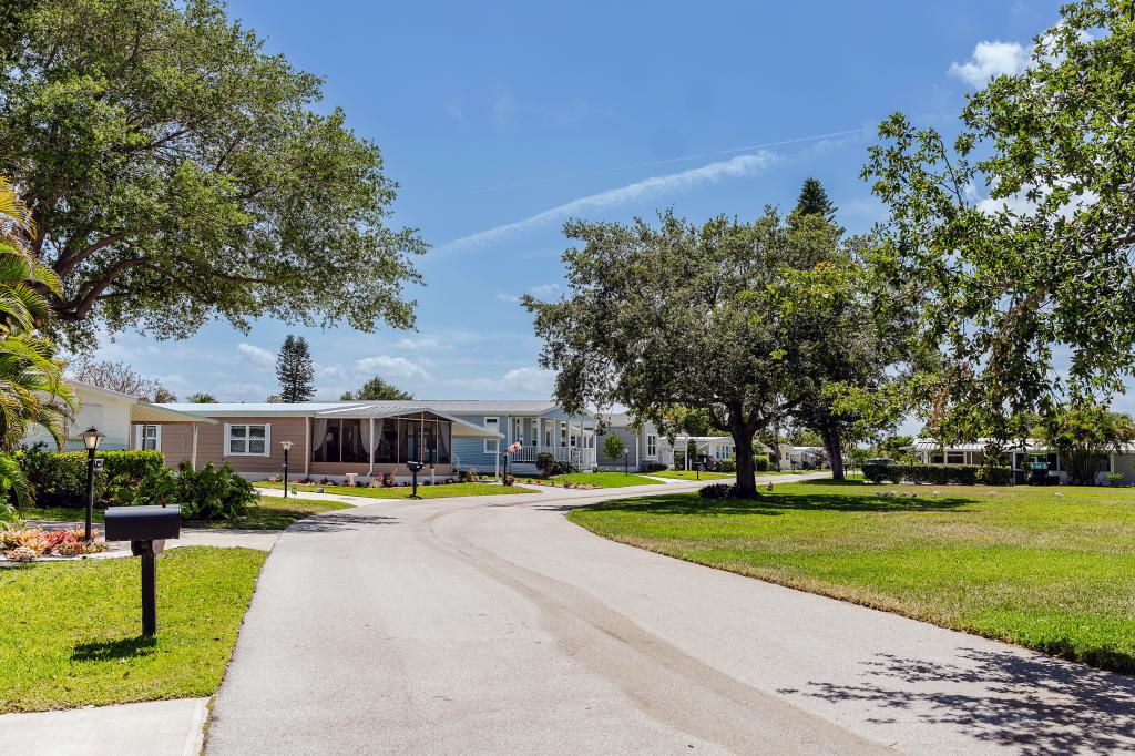 A photo of the Pinelake Village Home